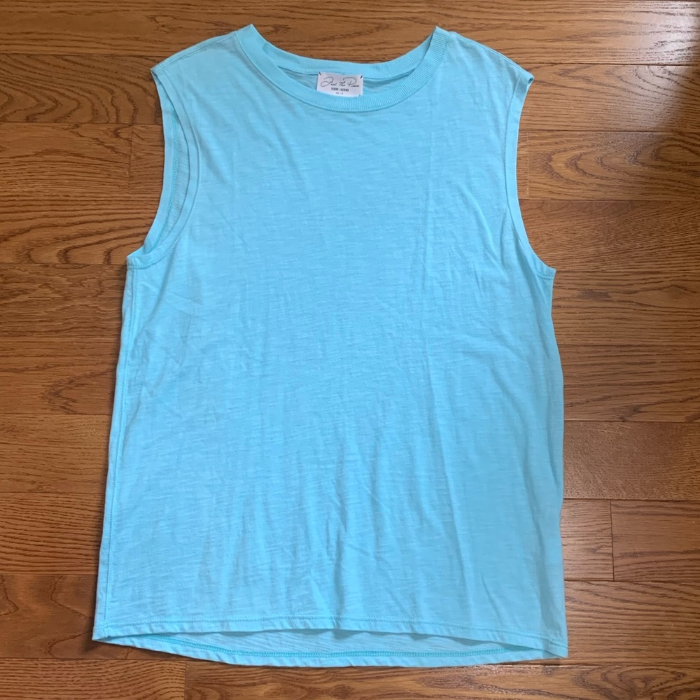 FEEL THE PIECE sleeveless tee